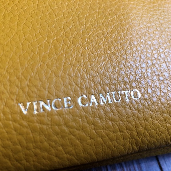 SOLD Vince Camuto Leather Crossbody Bag Canary - Picture 7 of 8